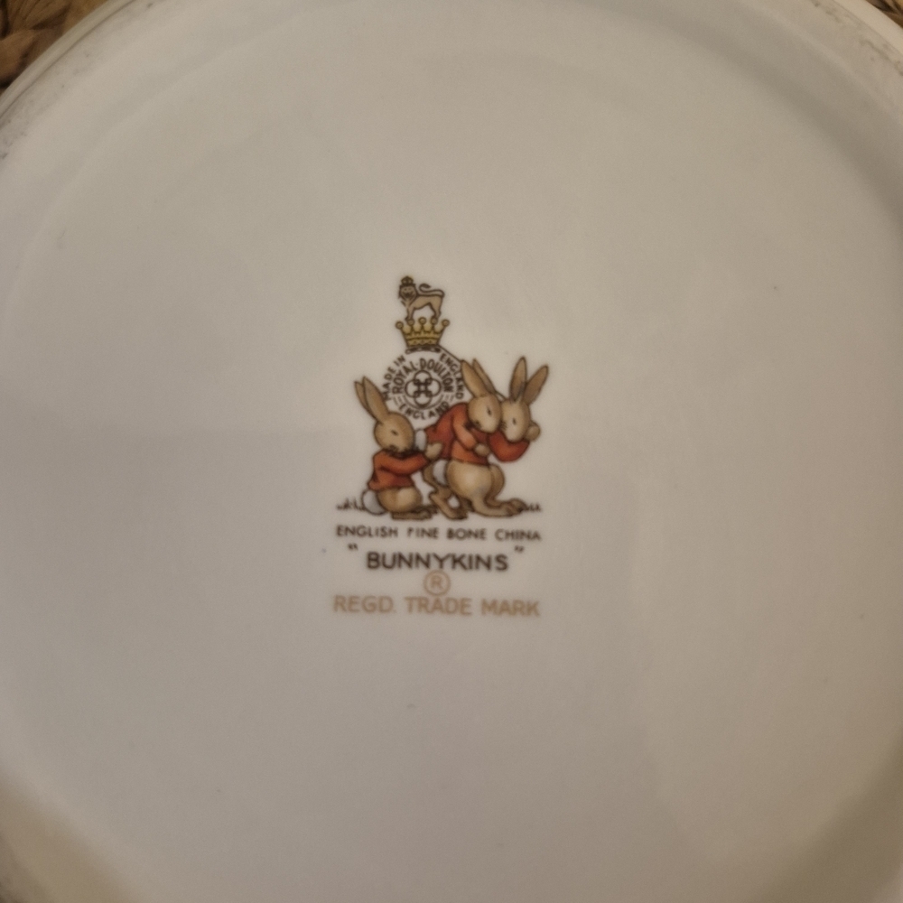 Royal Doulton Bunnykins Children’s Bowl | Vintage Bunny Rabbit Dish - Picture 3 of 4